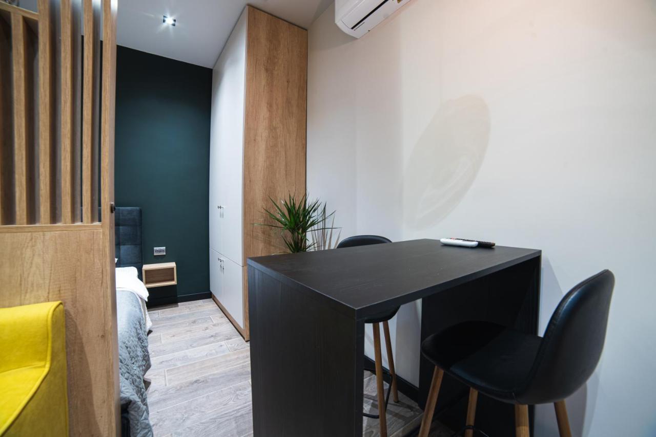 Luxury Apartments Petofi Uzhhorod Exterior photo